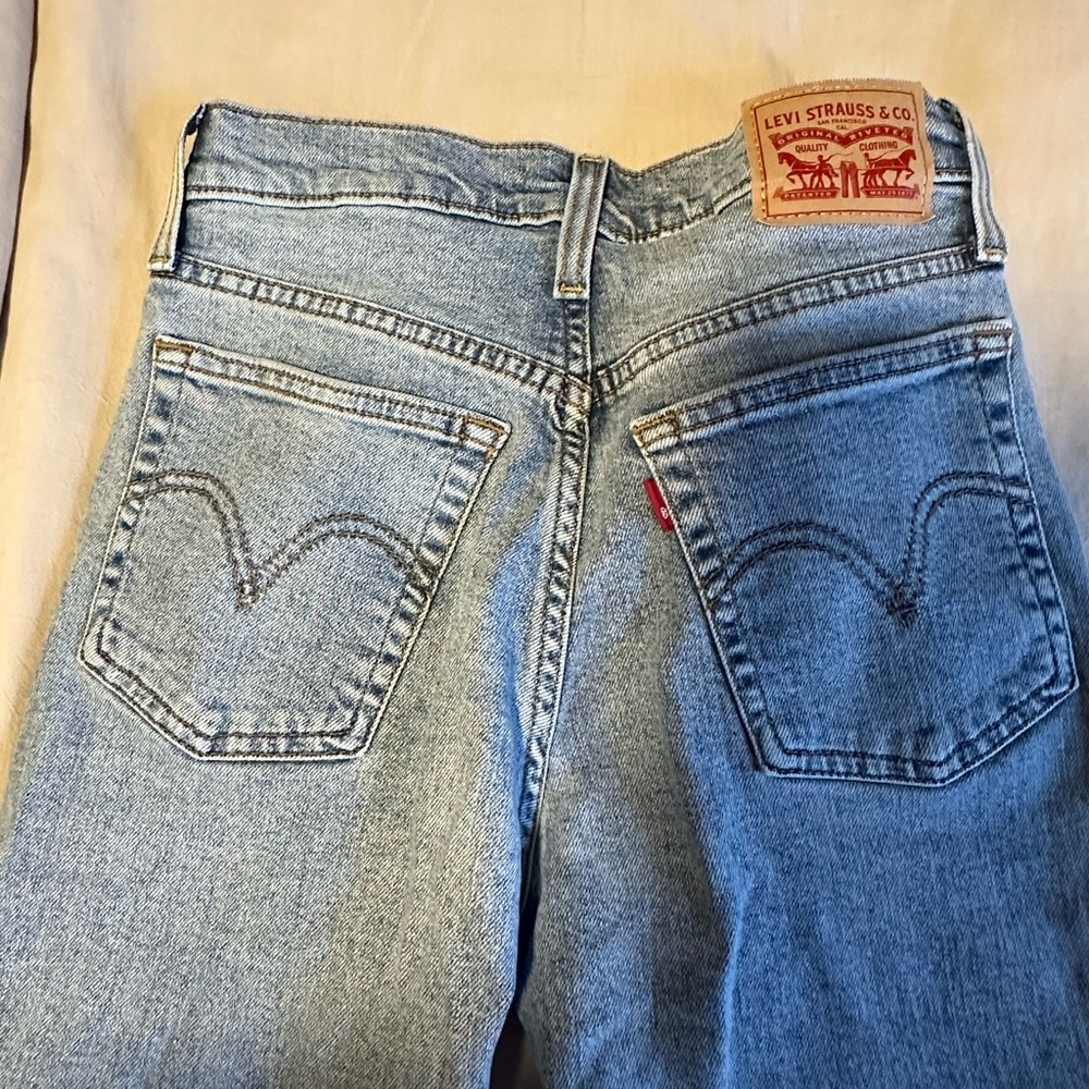 Levi's Women's Wedgie Straight Jeans
